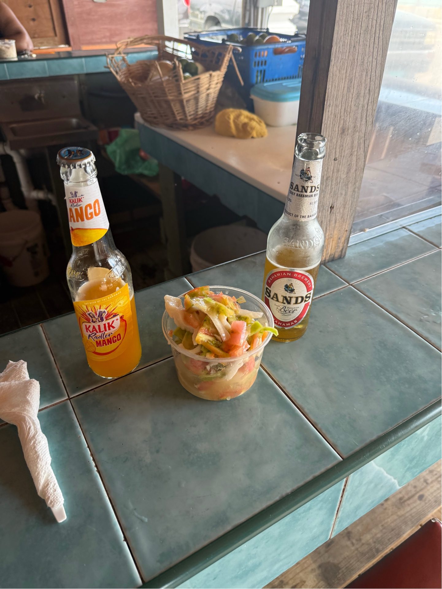 Local condiments and flavors